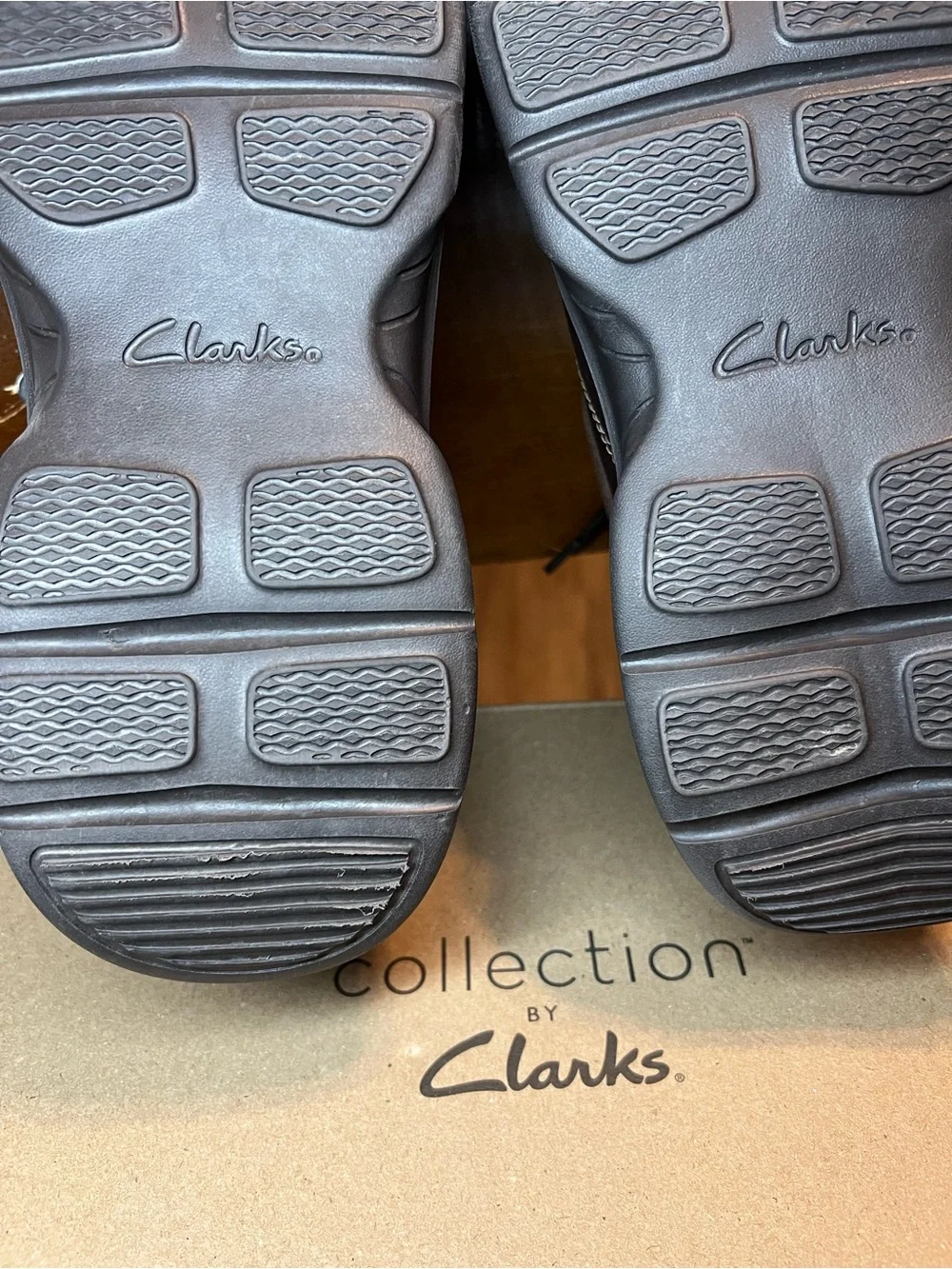 Clarks Men's Bradley Walk Dark Brown Tumbled Leather Oxford 13W New in box